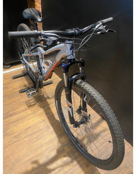Bicicleta Specialized Jynx 650b S 2017 (semi-nova)